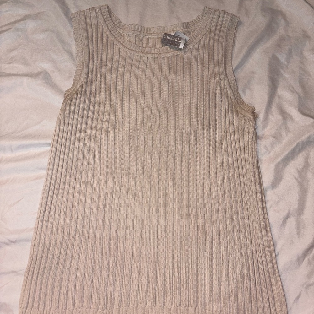 Liz Claiborne Cream Knit Top